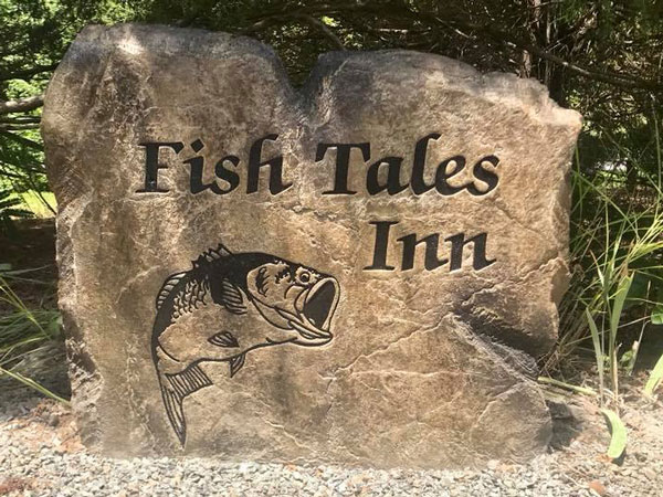 Fish Tales Inn Sign